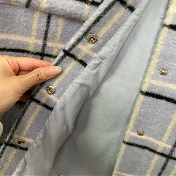 Forever 21 Flannel Jacket Shacket style Plaid coat in Lilac Stripes - Picture 8 of 10